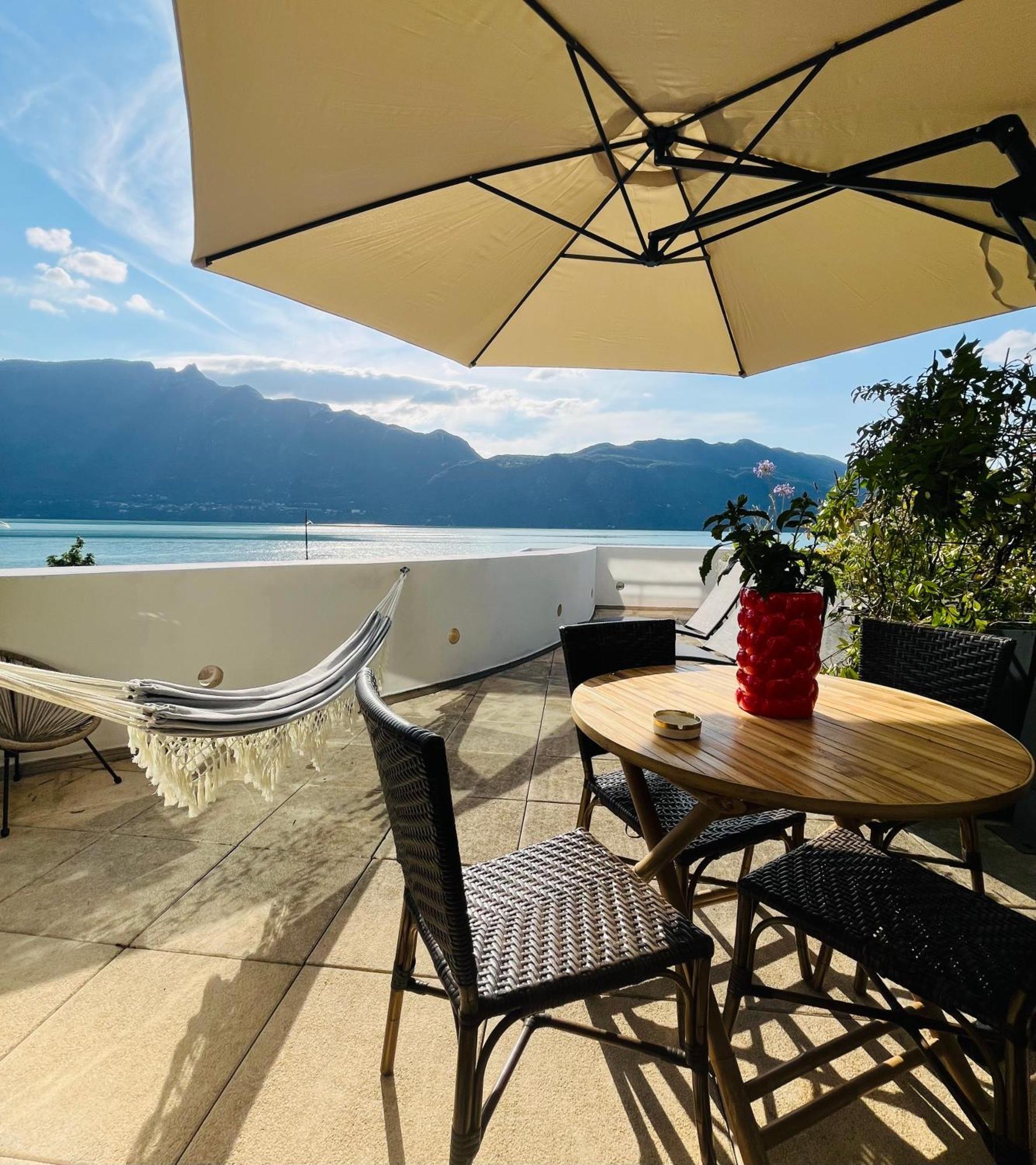 Apartment Superbe Avec Vue Sur Le Du Bourget